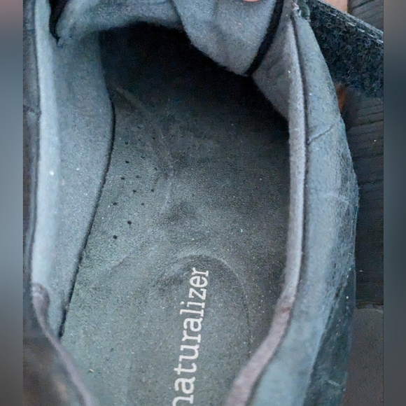 Naturalizer Carlos walking shoes black leather Very good cond. Velcro. Narrow - Picture 11 of 14
